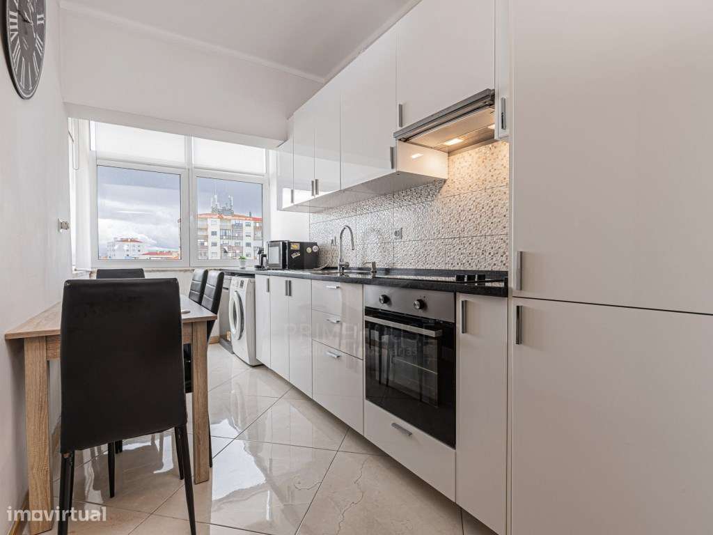 Apartamento T2 - Torre da Marinha-8