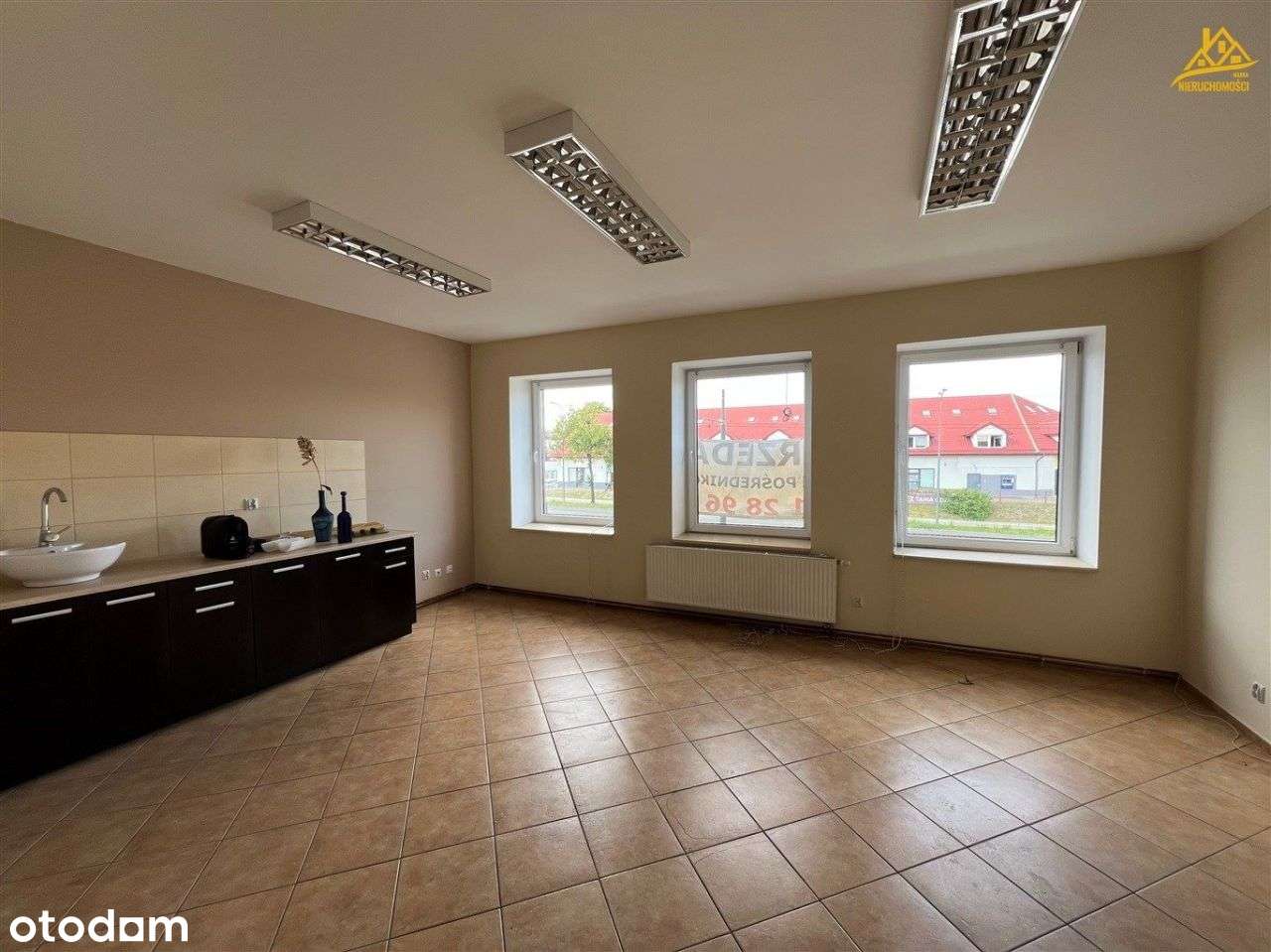 Na wynajem lokal w Dąbrowie Górniczej - Pełny obrazek: 3/8