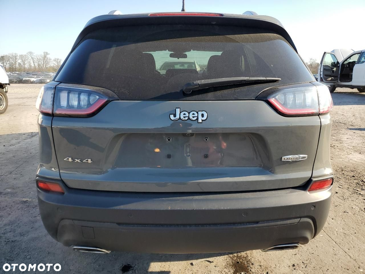 Jeep Cherokee - 5