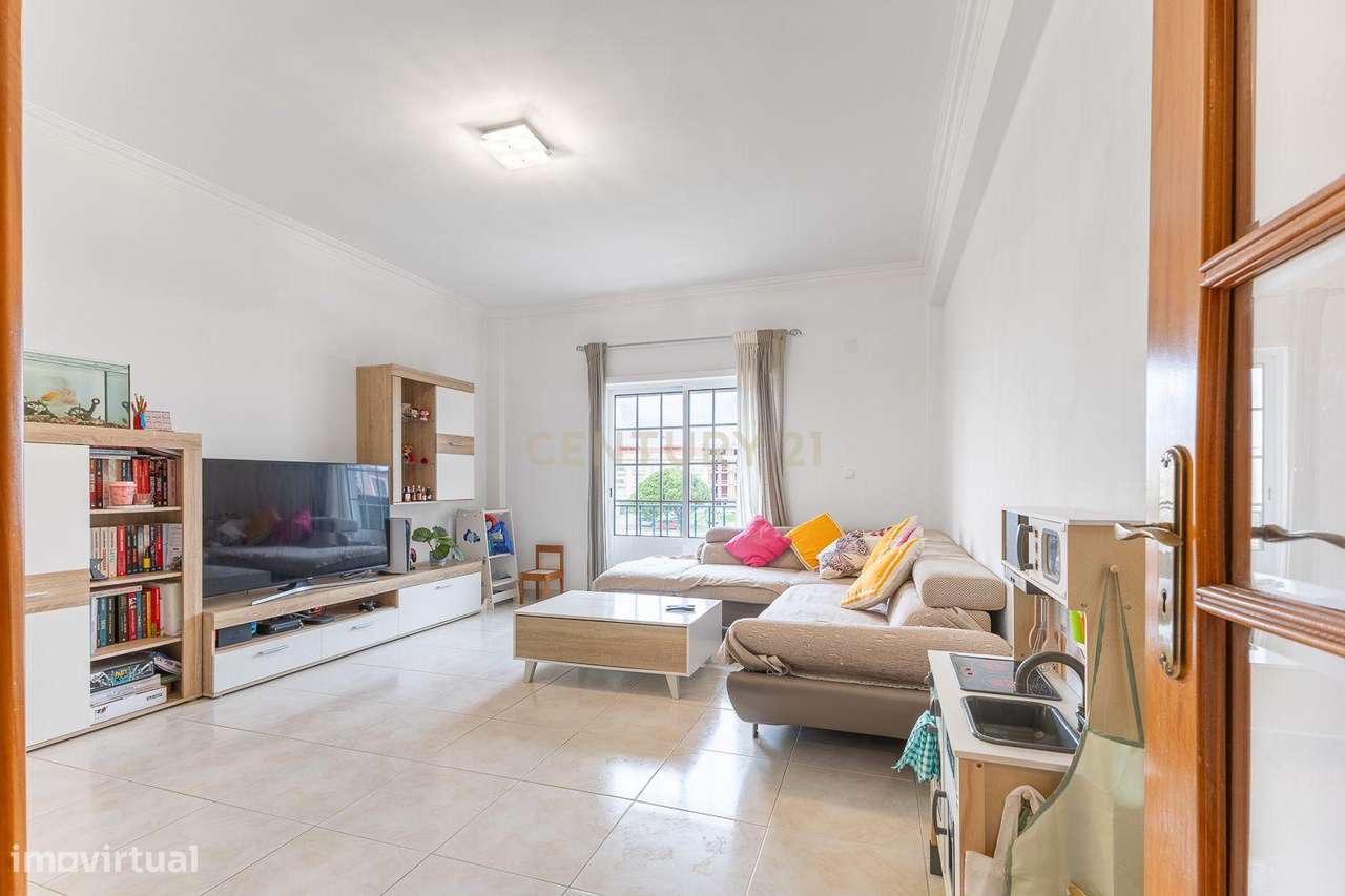 T2 no Pinhal Novo | Conforto, luz e uma localização prática - Grande imagem: 2/25