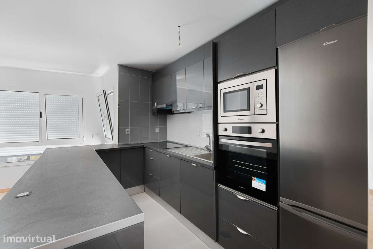 Apartamento T2 novo com garagem em Tortosendo-12