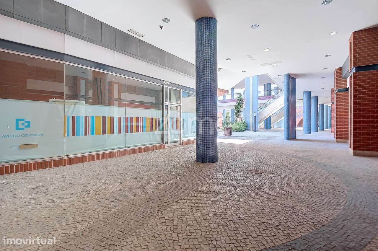 Exclusivo em Aveiro no Cais da Fonte Nova - Grande imagem: 2/15