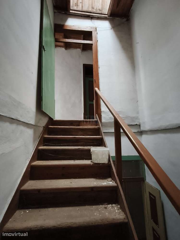 Prédio para Renovação Total-15