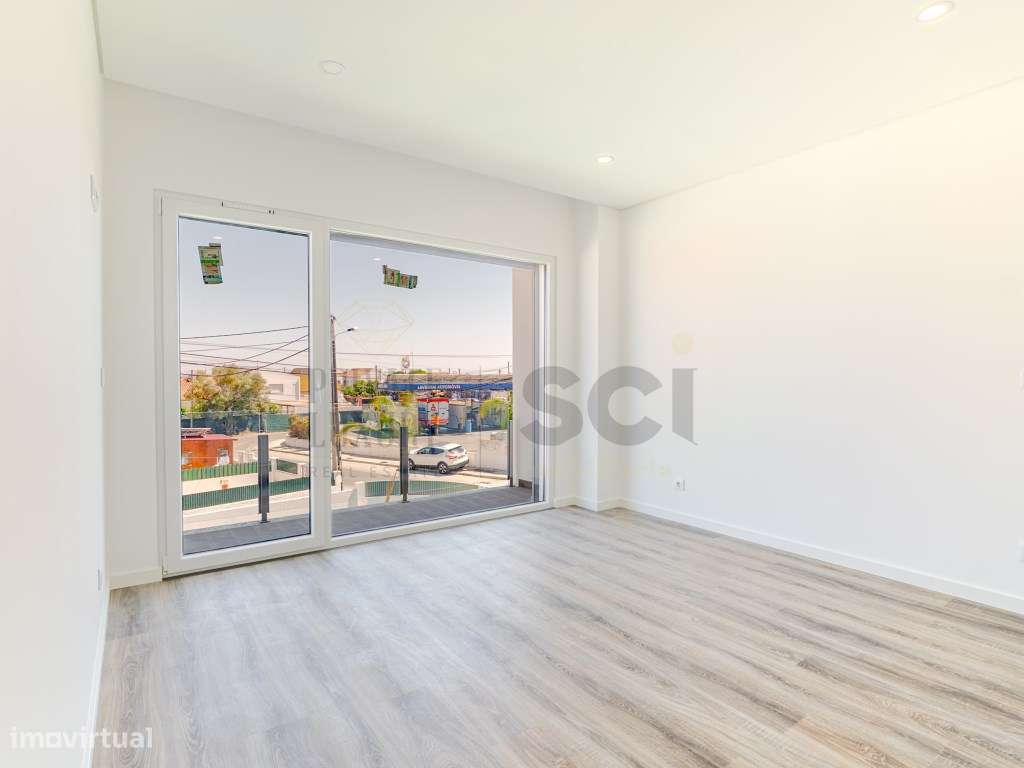 Moradia T3 Palhais | com Piscina | Lote de 500 m2-19