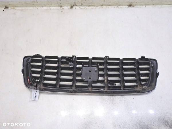 ATRAPA GRILL VOLVO V70 III 30678627 - 3