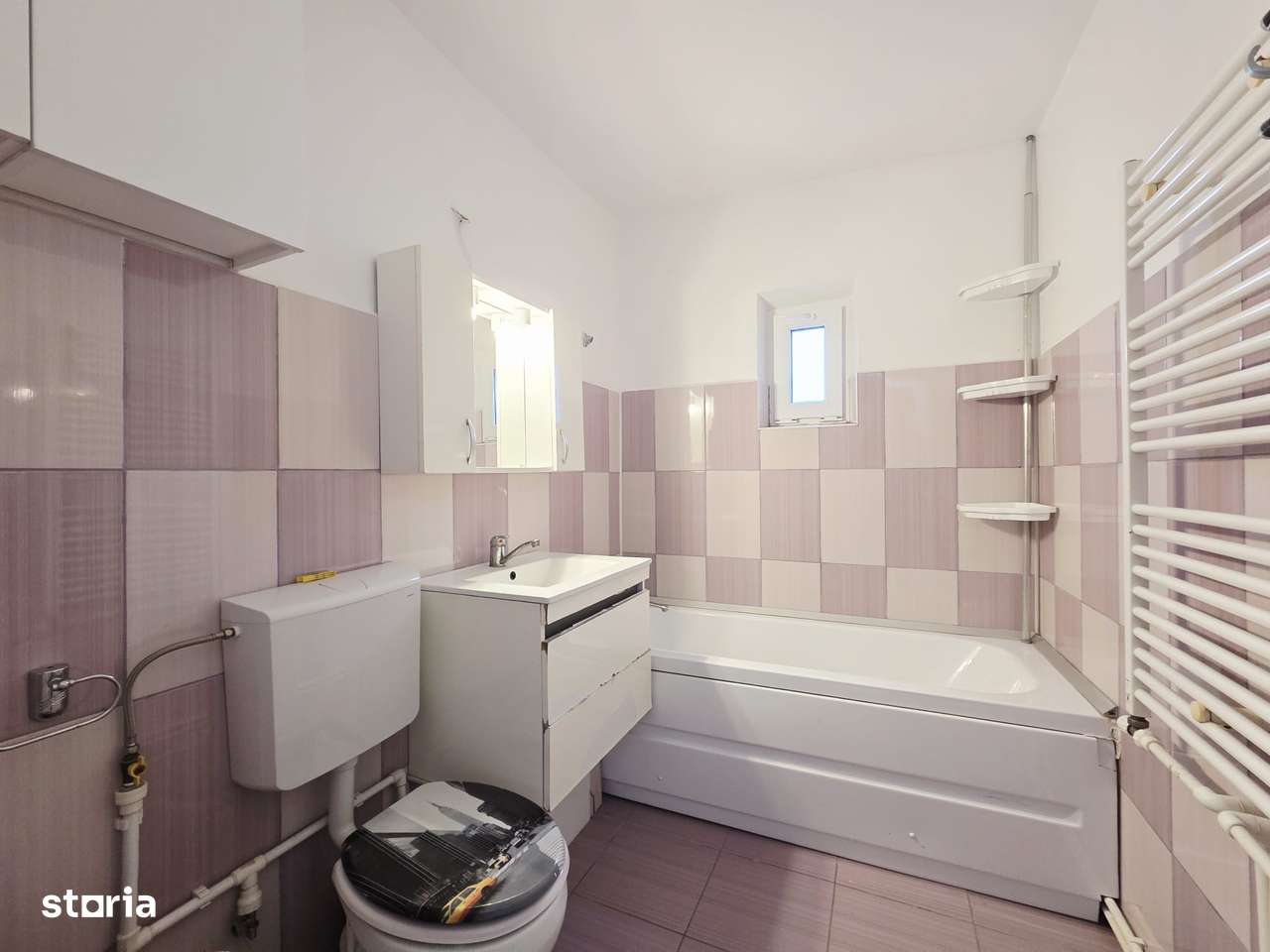 Apartament 3 camere N.Leonard 68mp 2 bai-11