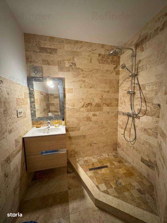 vanzare garsoniera | Decebal | 40mp utili | decomandata | bloc 1995| p - Imagine principală: 4/8