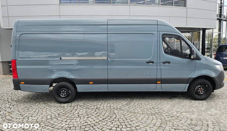 Mercedes-Benz Sprinter - 7