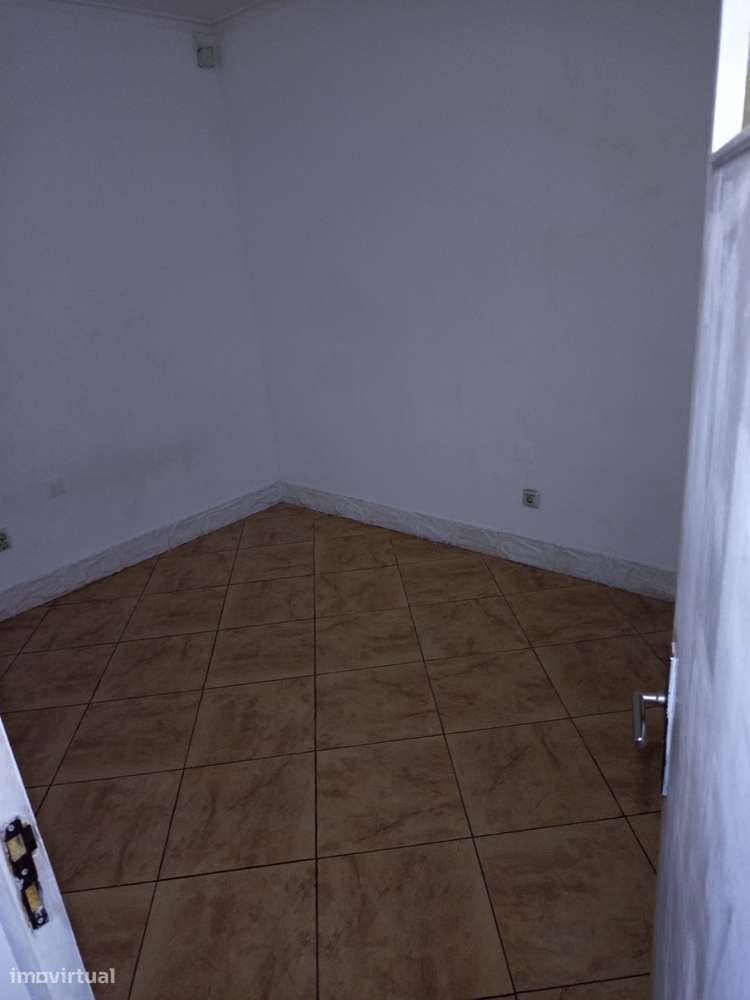 Arrendar T3 em Sacavém - Grande imagem: 4/14