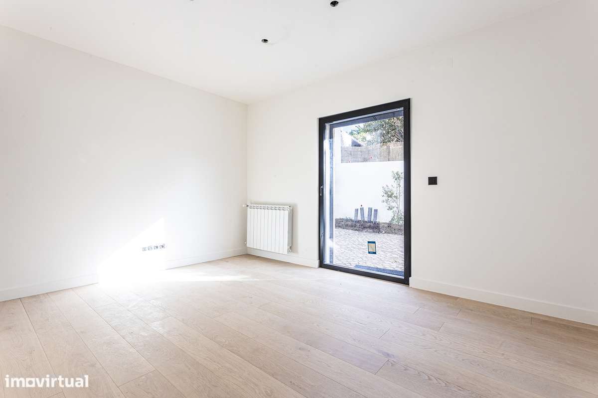 A estrear Villa T4 em Birre, Cascais-16