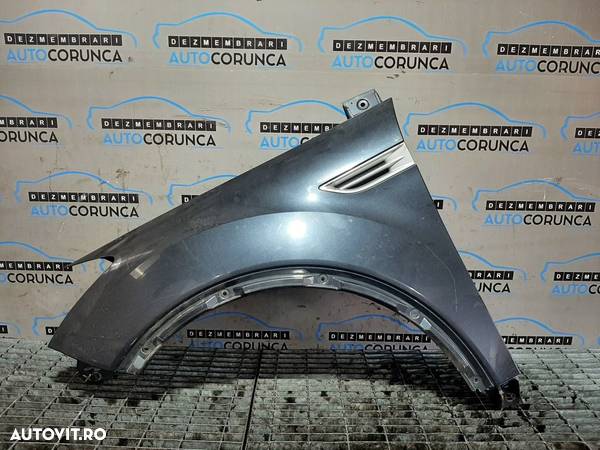 Aripa Stanga Fata Ford Kuga 2008 - 2012 4 Usi GRI DM2 (725) - 1