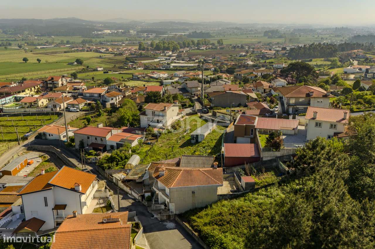 Terreno com 950m2 de construção na Trofa - Grande imagem: 5/20