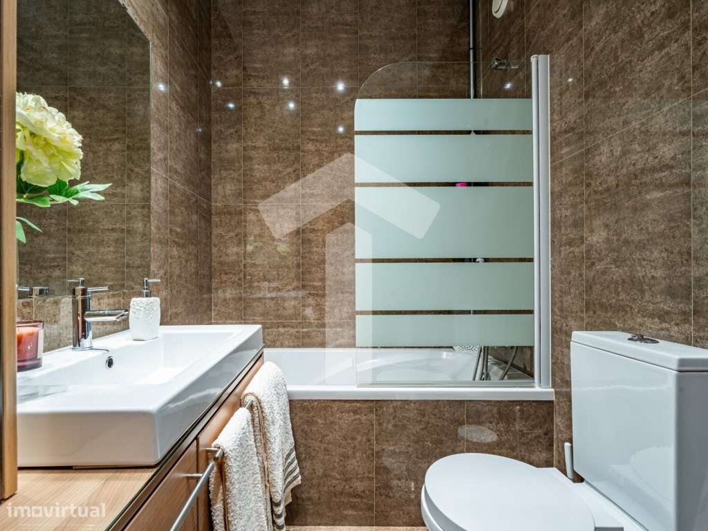 Apartamento T3 Luminoso com Varandas e Marquise no Bonfim - Junto a...-10