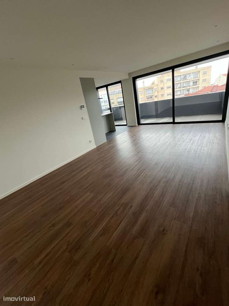 T2 Fabuloso Gaia Av.  República Metro S.  Ovídio Lugar  Garagem  Duplo-12