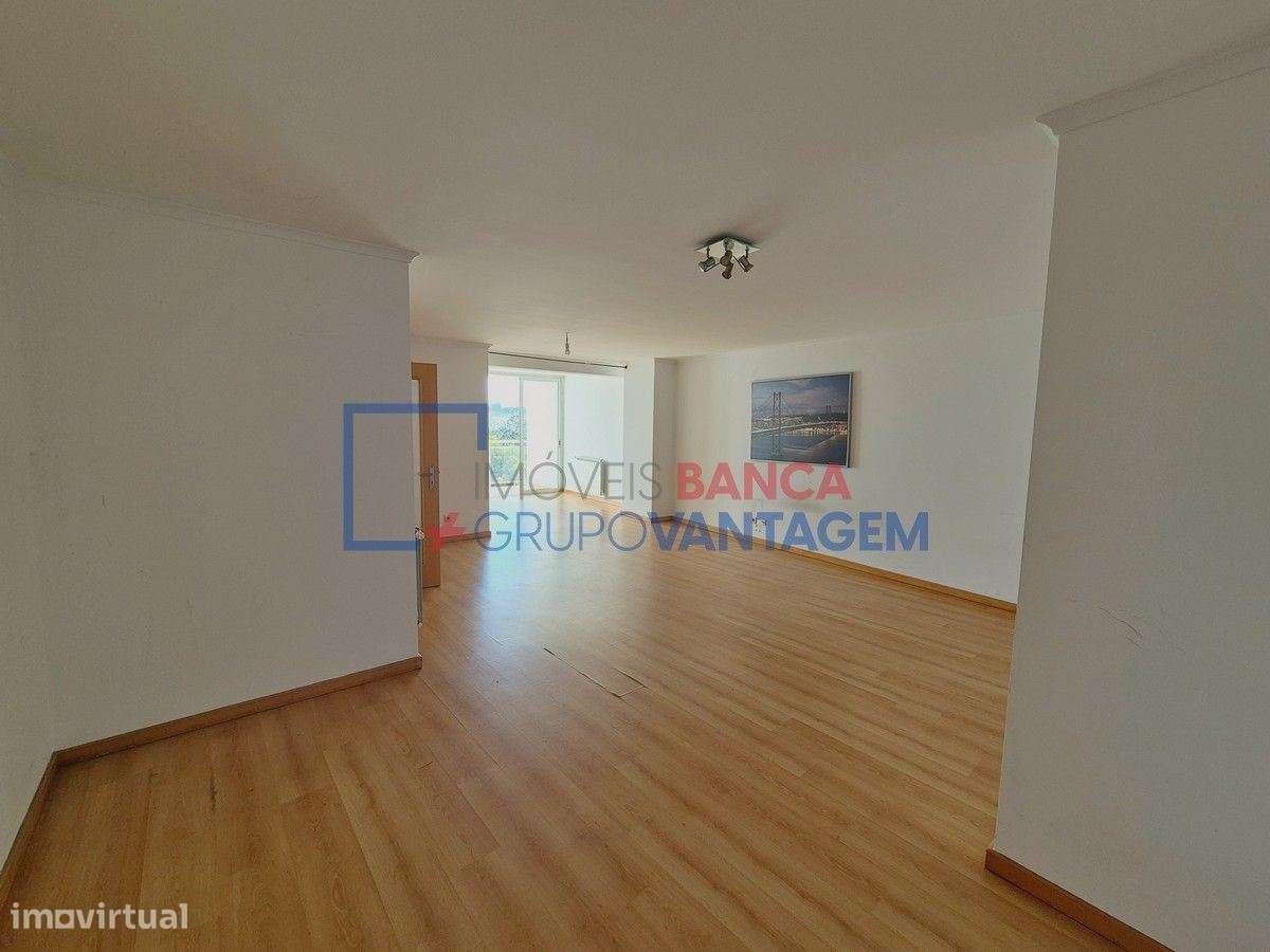 Apartamento T2 Rio de Mouro - Grande imagem: 4/22
