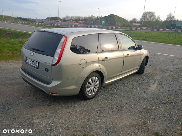 Ford Focus 1.6 TDCi Trend + - 14