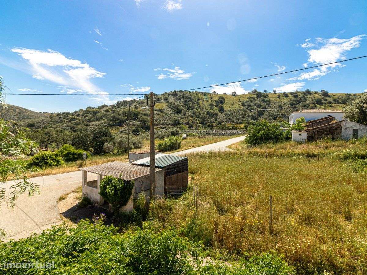 Moradia T2 com terraço em zona tranquila de Tavira-23