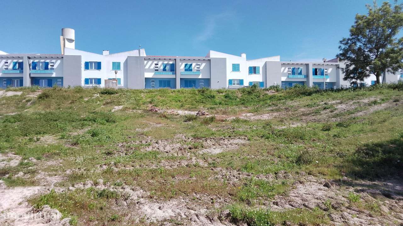 LOTE COM DUAS FRENTES -  PORTELA DA VILLA Torres Vedras - Grande imagem: 3/14