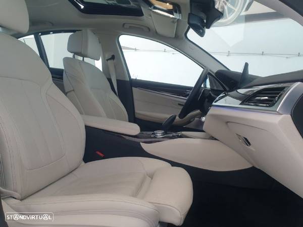 BMW 540 i xDrive Line Luxury Auto - 53