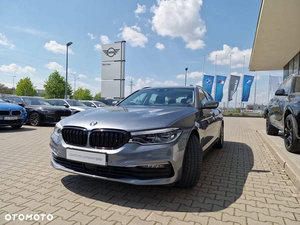 BMW Seria 5 530i xDrive - 1