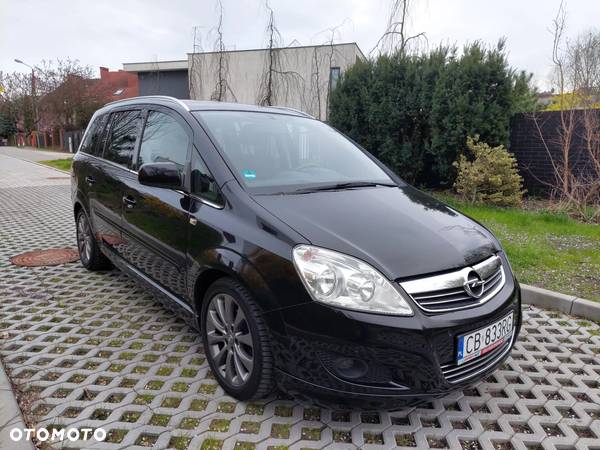 Opel Zafira 1.8 Sport - 2