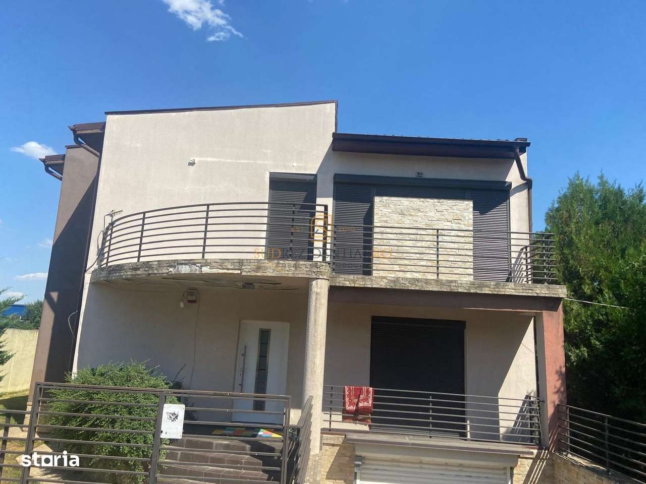 Vila S+P+M de vanzare in Popești Leordeni–teren 623 mp, piscina, garaj - Imagine principală: 3/20