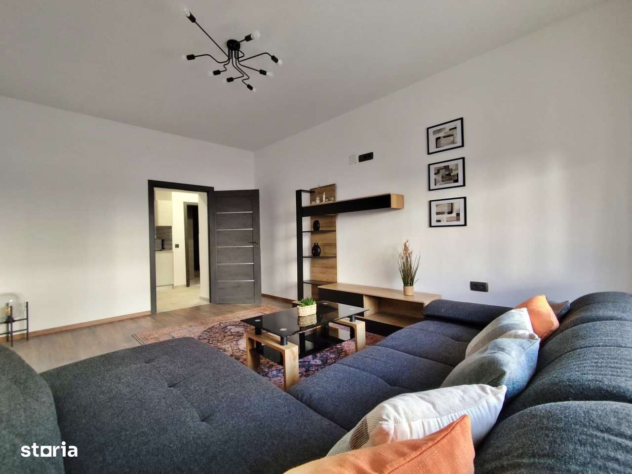 Inchiriere 2 camere Premium, Pietonala Republicii, Oradea - Imagine principală: 5/18