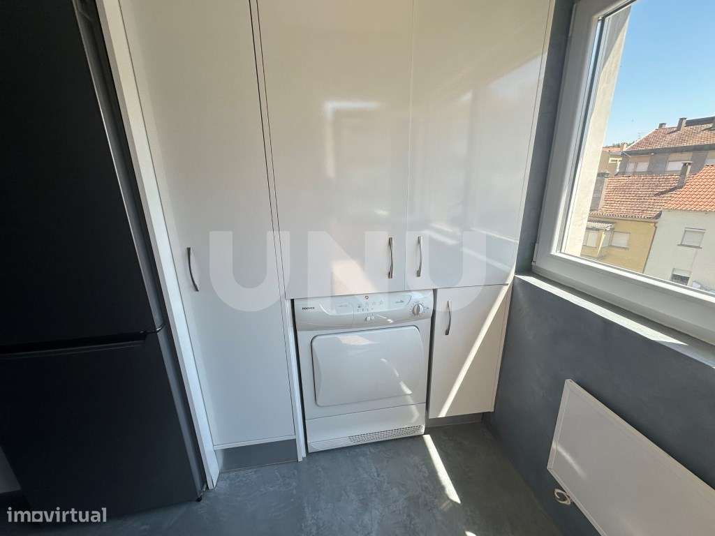 Apartamento T3 - Junto à Rotunda Europa-7