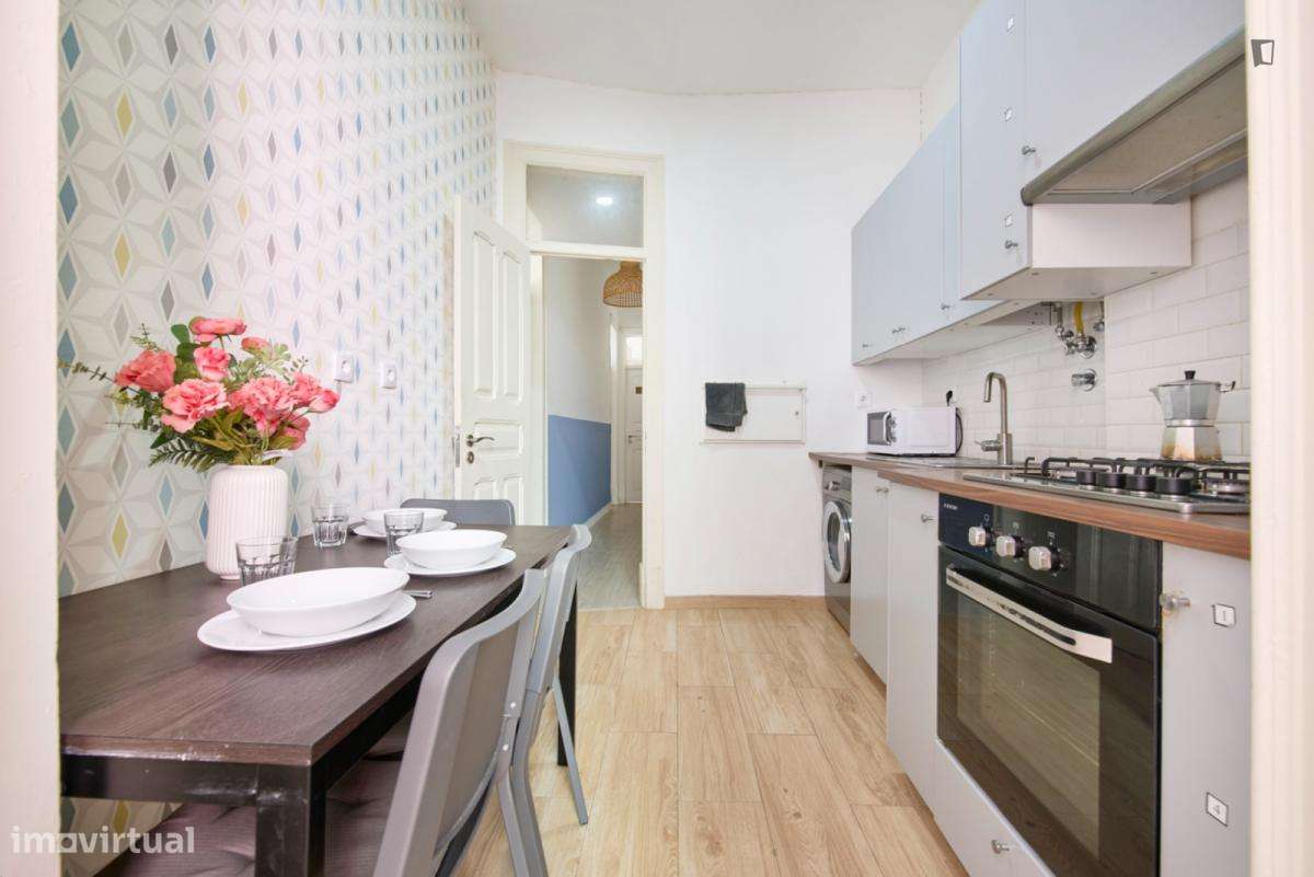 Quarto - localizado em Alameda Lisbon - Grande imagem: 5/7