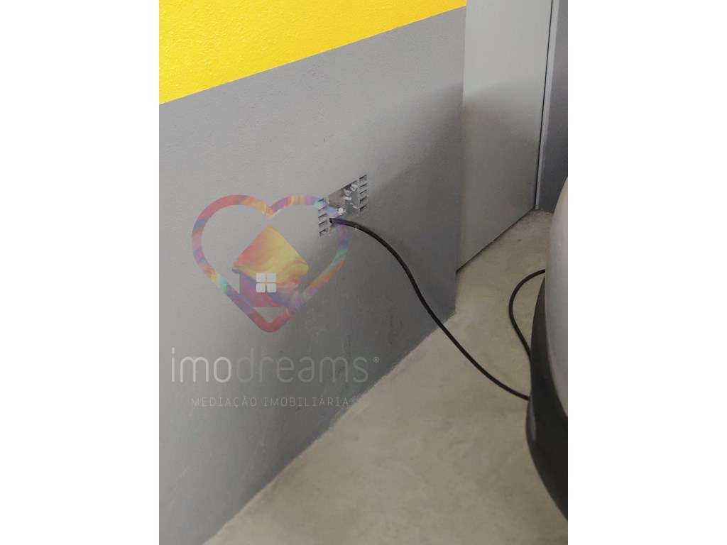 Apartamento T2 , Ultimo Piso, com vista Rio Tejo em Vialonga - Lisboa-27