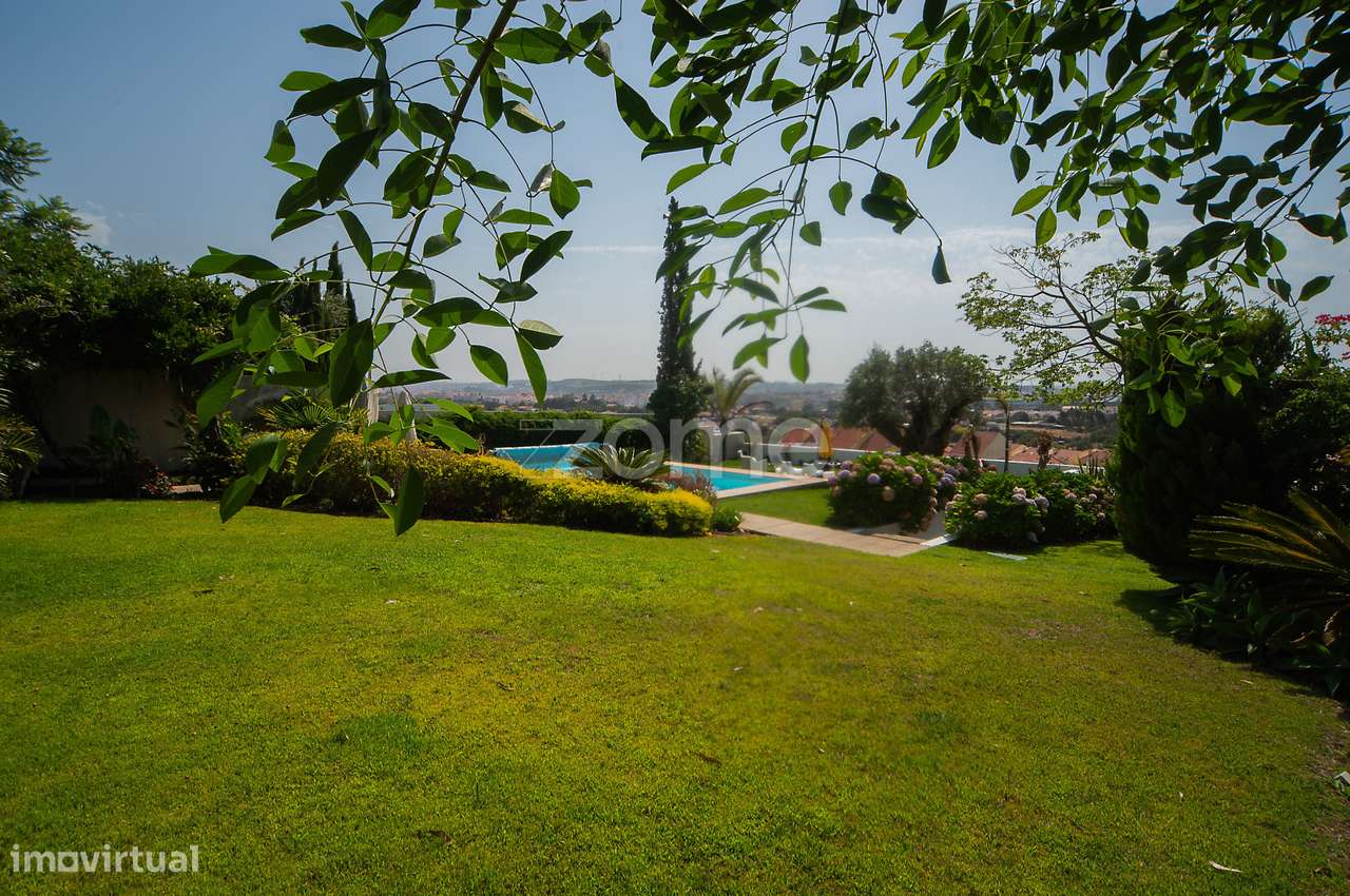 Moradia unica entre Cascais, Beloura e Penha Longa-35