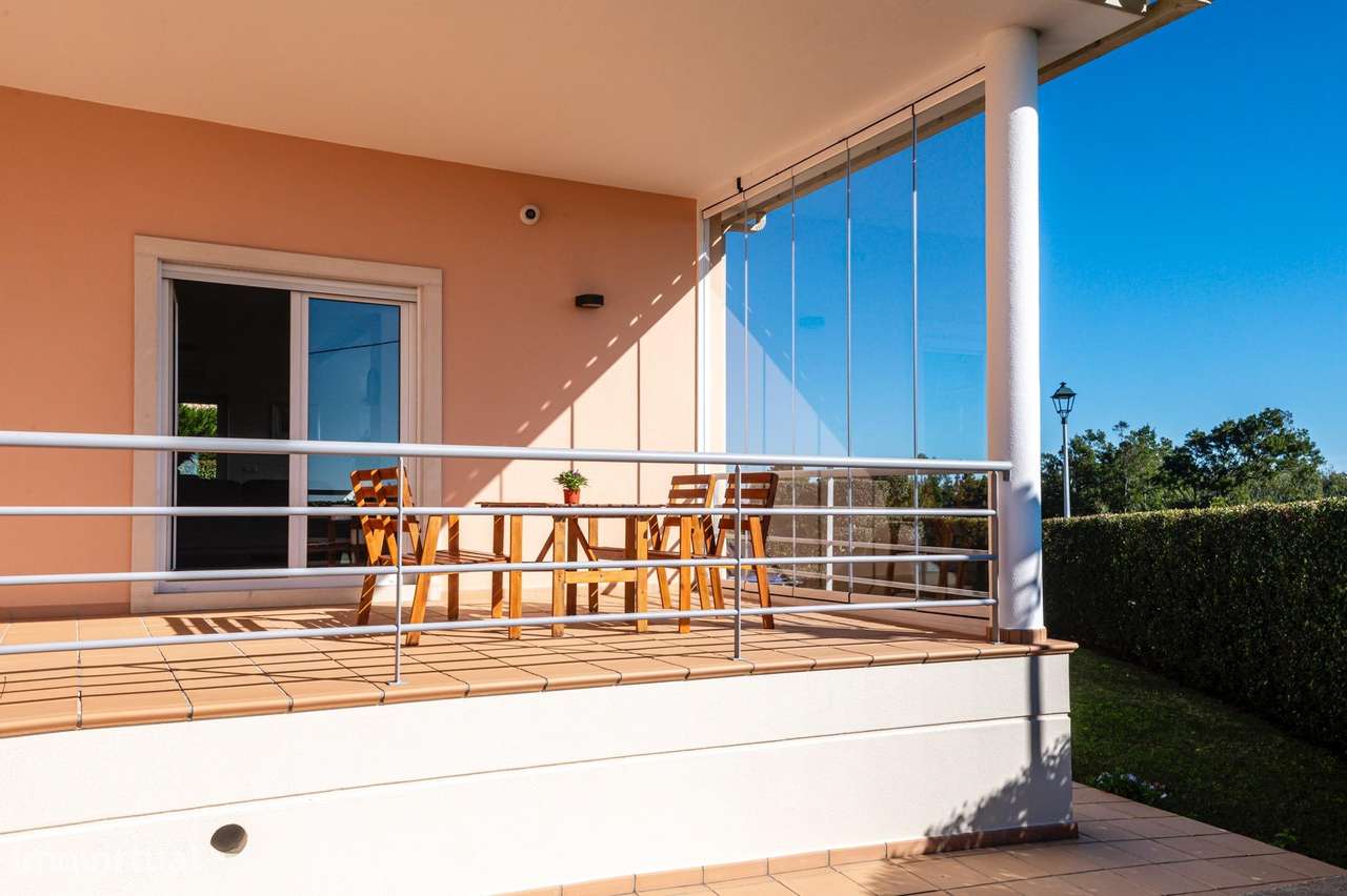 Moradia T3 com Jardim e Garagem | Construída em 2011 | São Pedro...-47