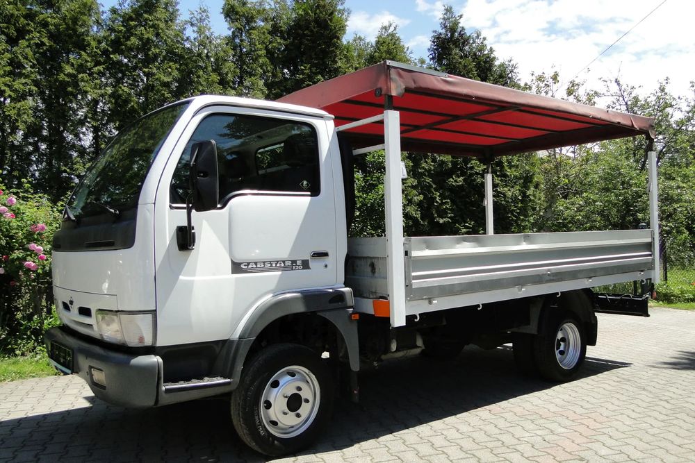 Nissan Cabstar 2002