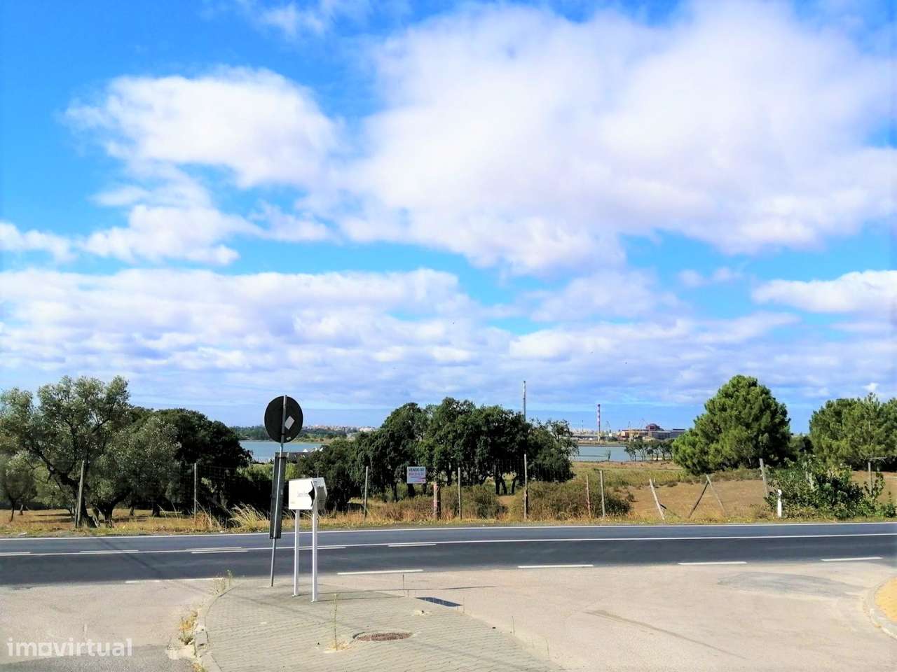Urban land/Land em Setúbal, Barreiro REF:1643-10