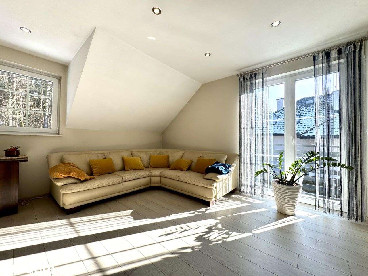 Bez prowizji! Pod lasem, moze być dwurodzinny-12