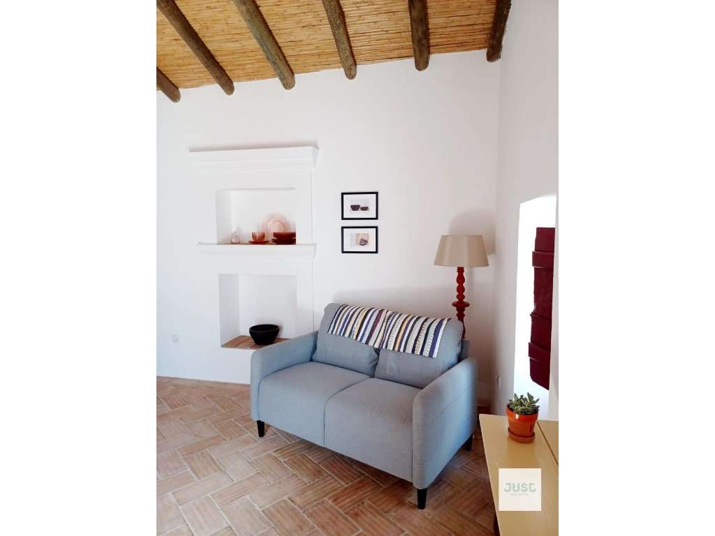 Moradia T1 centro de Mértola (vendidas juntas ou separadas)-15