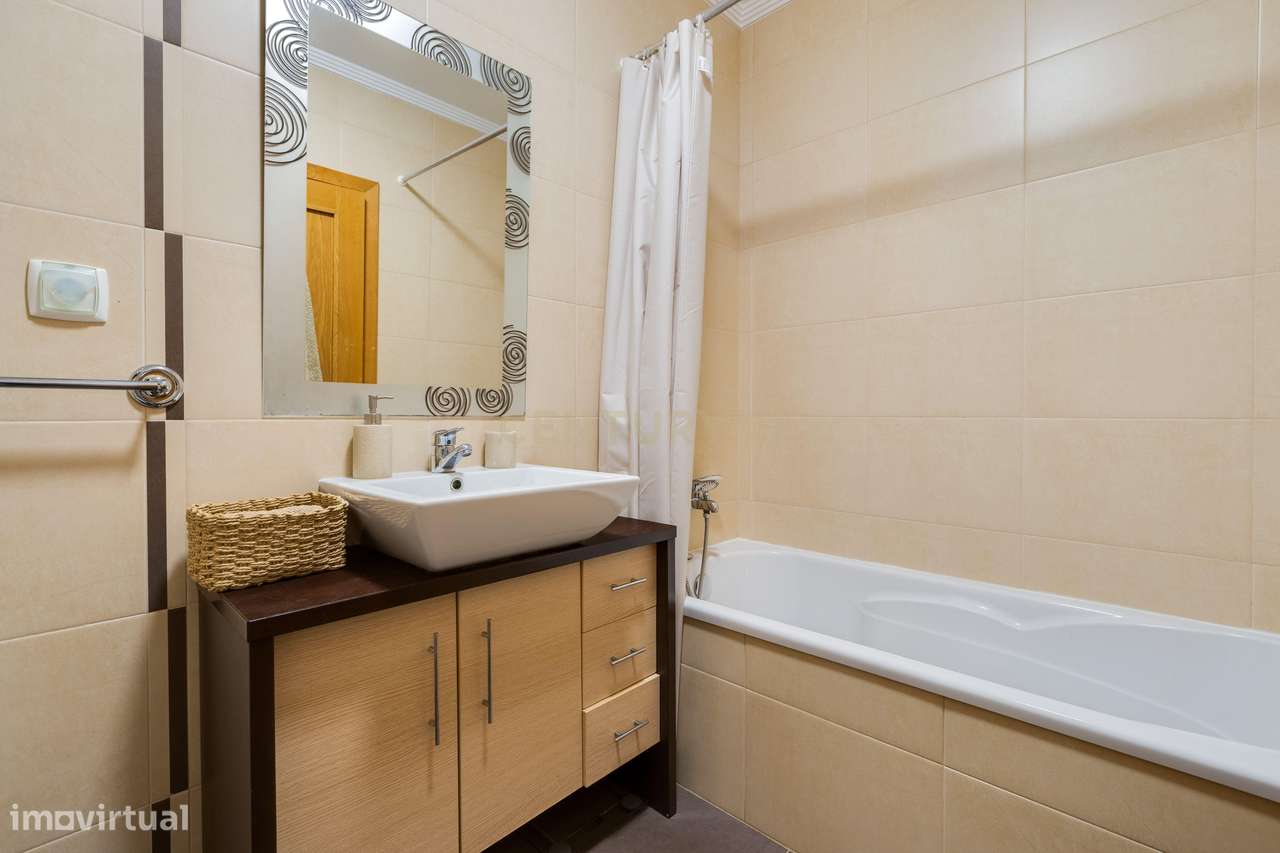 Apartamento T3 com Garagem na Quinta João de Ourém — Olhão-15