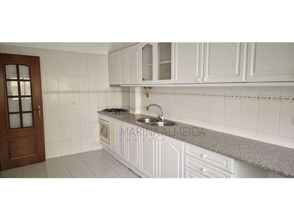Apartamento t2 ( 3 assoalhadas ), rés do chão com arrecadação, junt...-16