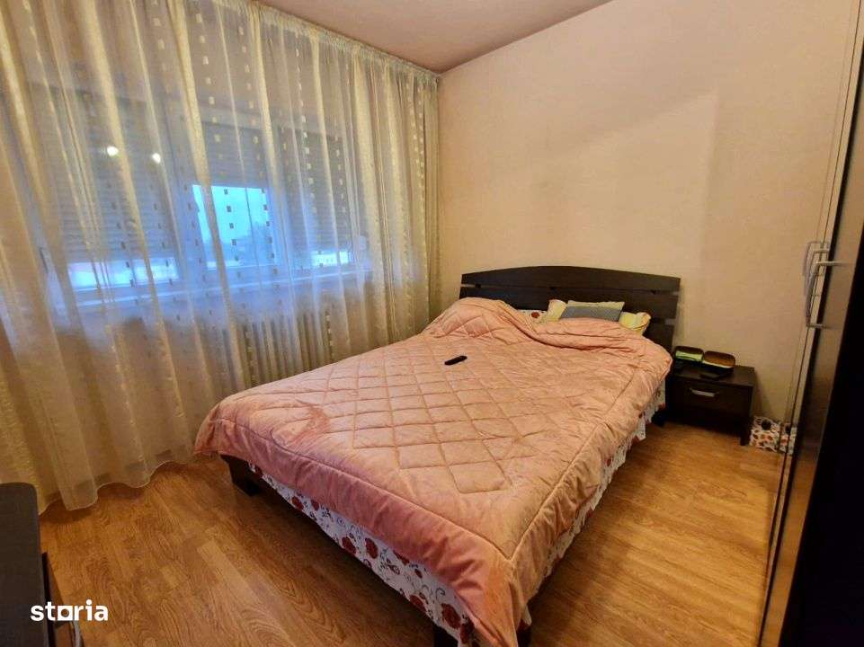 DE VANZARE apartament 2 camere decomandate Bulevardul Decebal - Imagine principală: 5/10