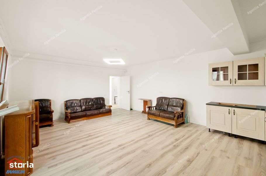 Inchiriere apartament 3 camere, Mazepa 2, in bloc nou, partial mobilat - Imagine principală: 4/11