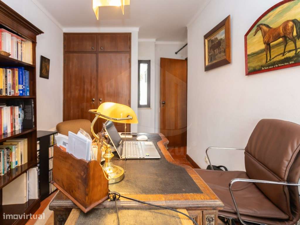 Moradia T4 em Alto das Vinhas-45