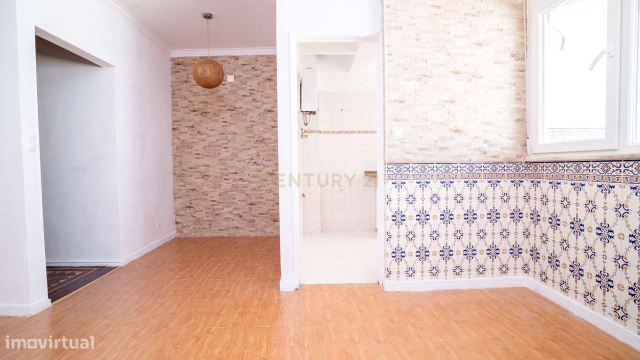 Arrendamento de Apartamento T2 com logradouro na Penha de França - Grande imagem: 5/25