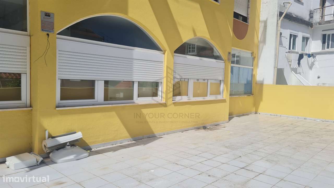 T2 em Conversão com Logradouro e Garagem Privativa – Oportunidade na A-30