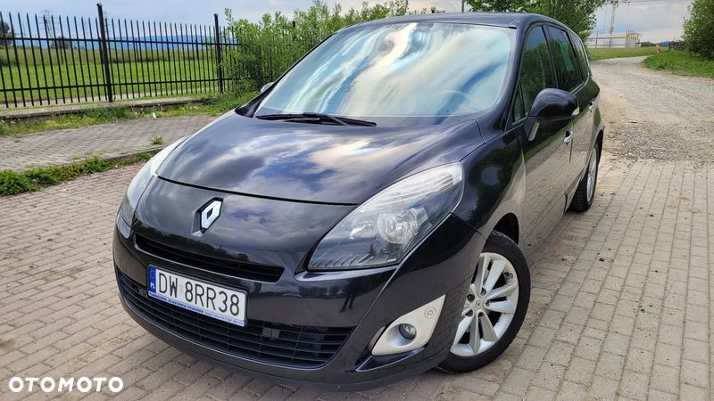 Renault Scenic - 1