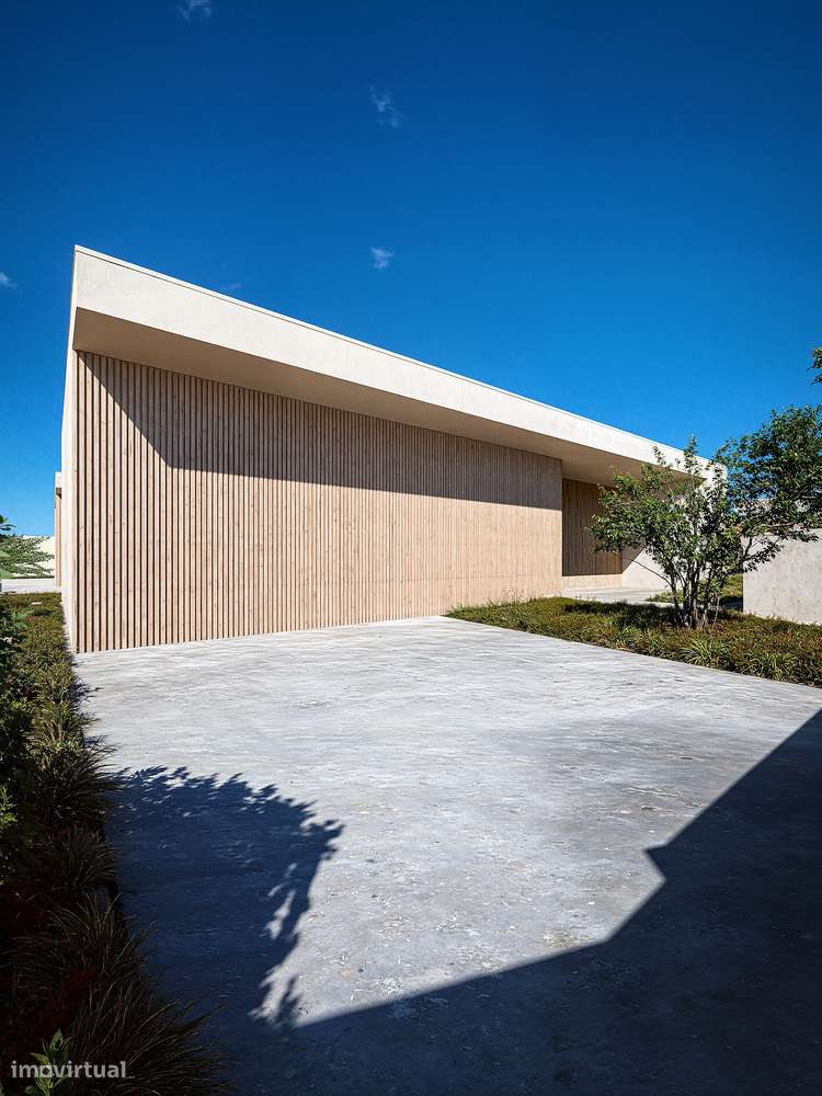 Moradia T3 Contemporânea com Piscina | Fiscal, Amares-0
