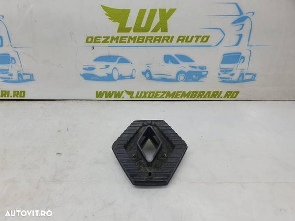 Sigla emblema 8200070031 Renault Clio 2  [din 1998 pana  2005] - 2