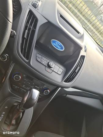 Ford Kuga 2.0 TDCi AWD ST-Line - 12