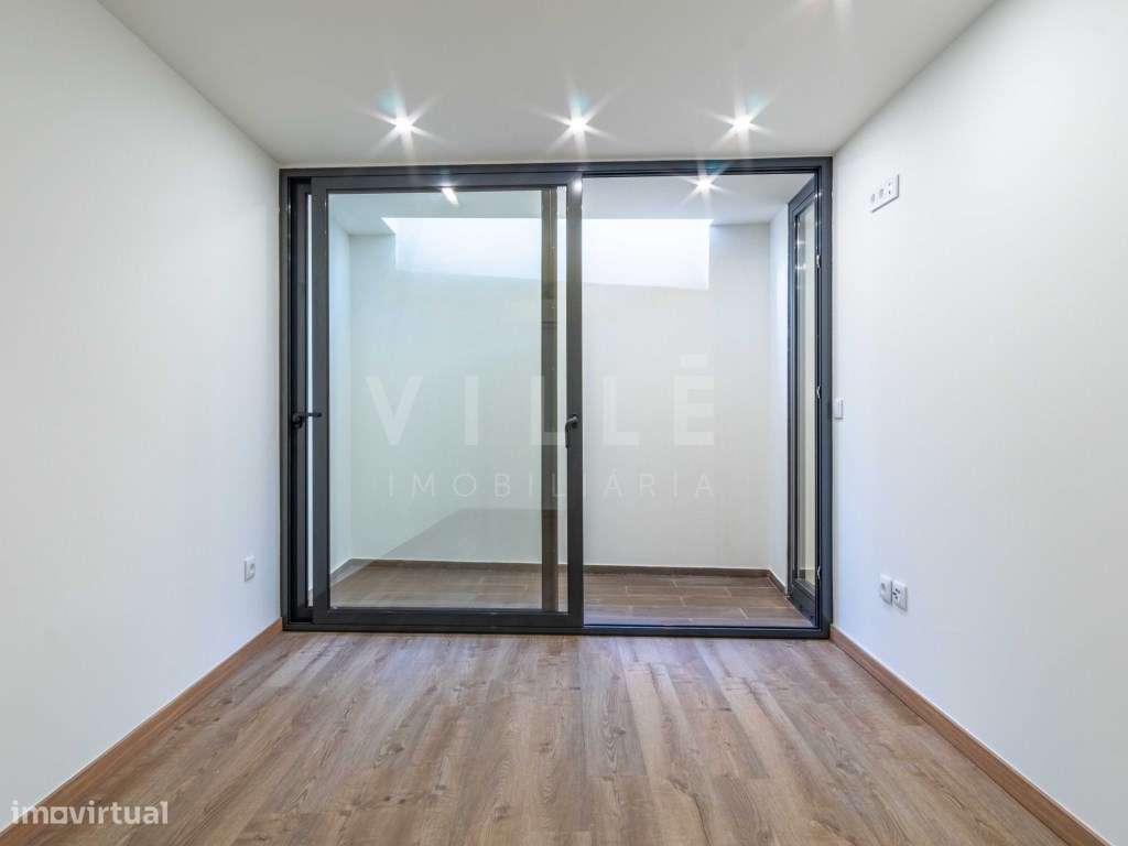 Apartamento T2 implex no Porto-30