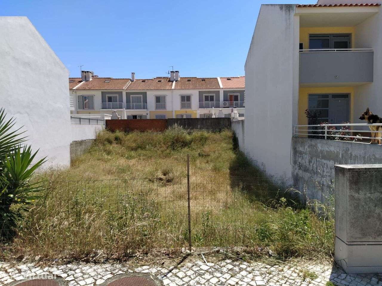 Lote para construção de moradia unifamiliar. - Grande imagem: 2/4