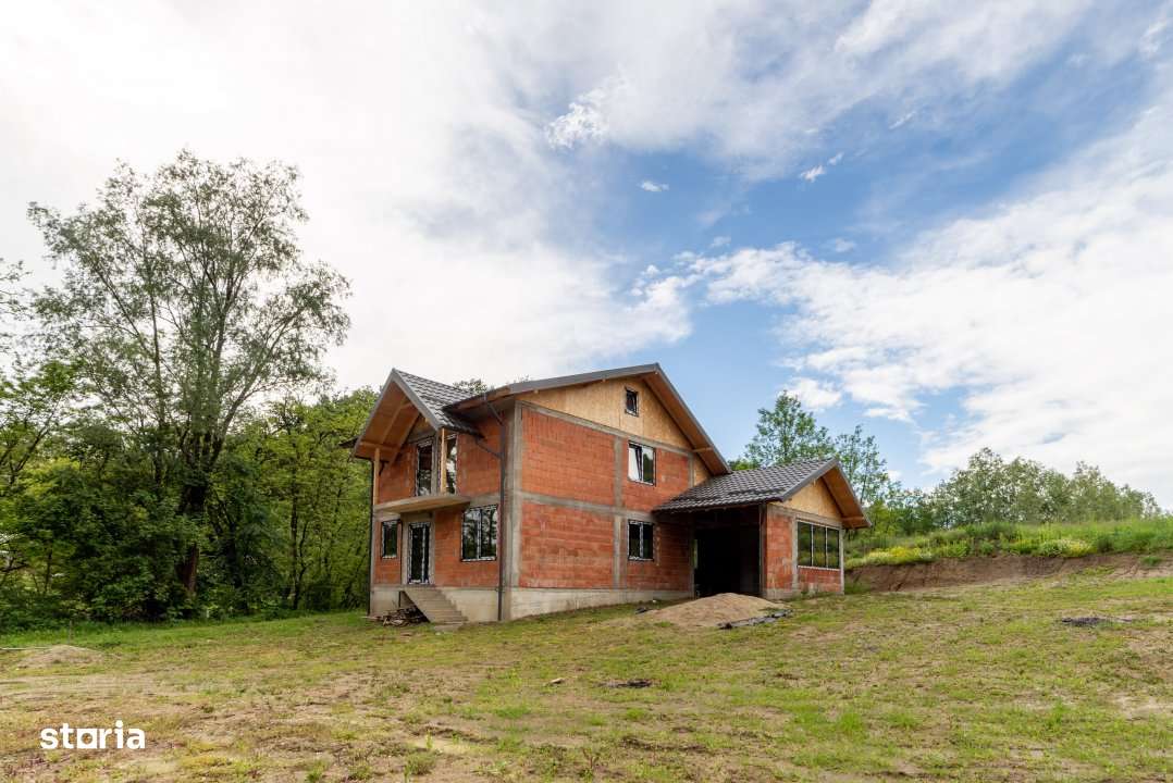 Casa Babana, Arges  - P+1+pod - cu panouri solare - Imagine principală: 5/19
